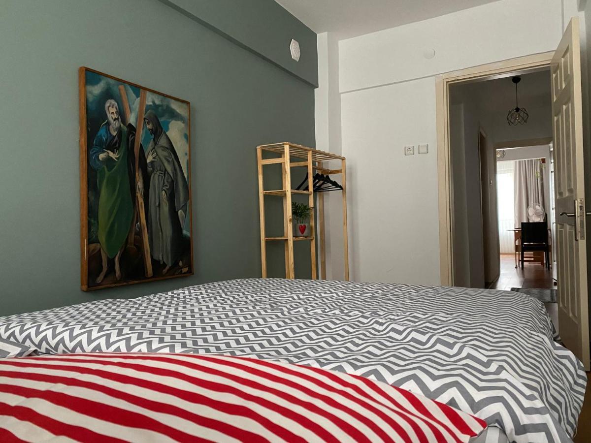 Comfortable House In Uskudar Turkey Apartament